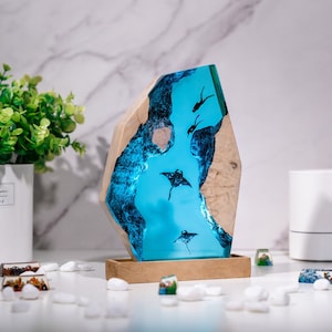Night Light scuba diver ocean, Ray lamp resin, epoxy resin wood, custom resin epoxy lamp, blue ocean lamp,shark epoxy lamp,christmas gift