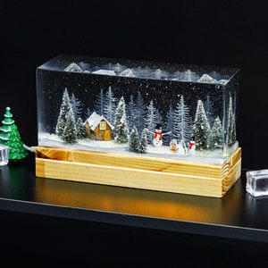 Snowman Resin Lamp Pine Forest Resin Diorama Modern Table Lamp Epoxy Resin Handmade Furniture And Decor Birthday Crafts Anniversary Gifts