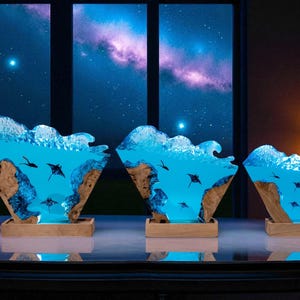 Resin Lamp with Stingray and Ocean Inside, Unique Handmade Ocean Inspired Light, Underwater Coral Reef Decor, Unique Epoxy Art for Beach
